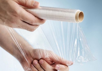 Màng bọc thực phẩm PE